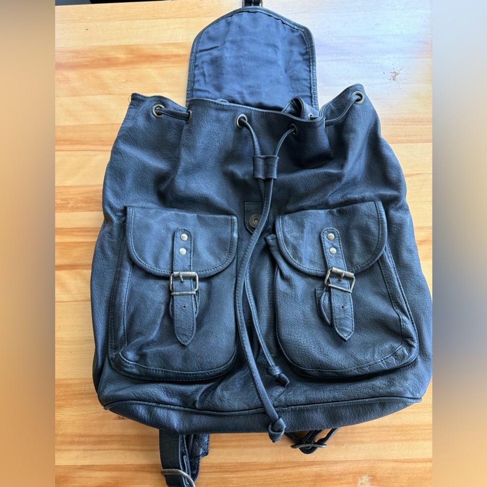 90s Black Leather Drawstring Backpack - Picture 3 of 8